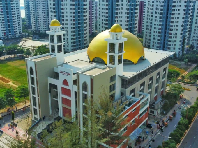 RAJUK Uttara Central Mosque